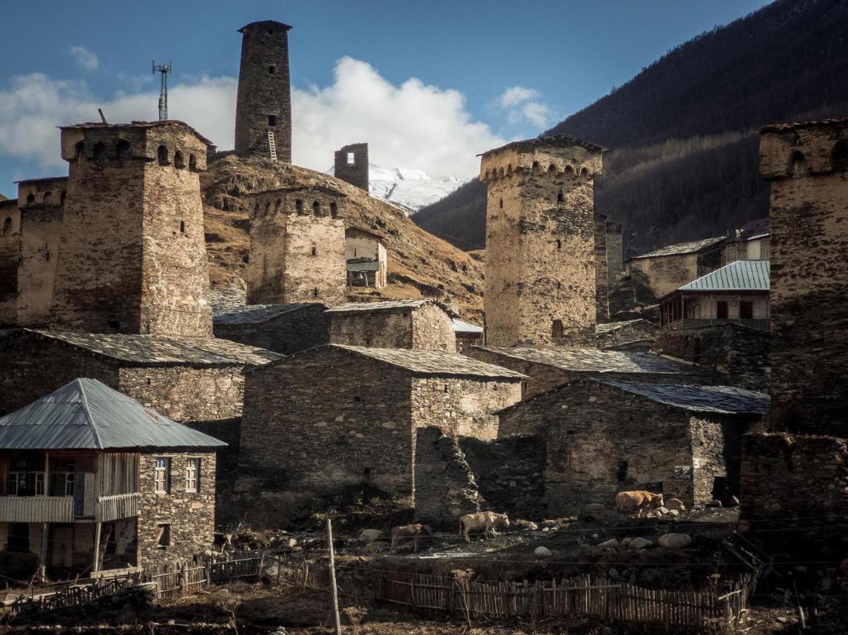 Hotel Old House Ushguli Exterior foto