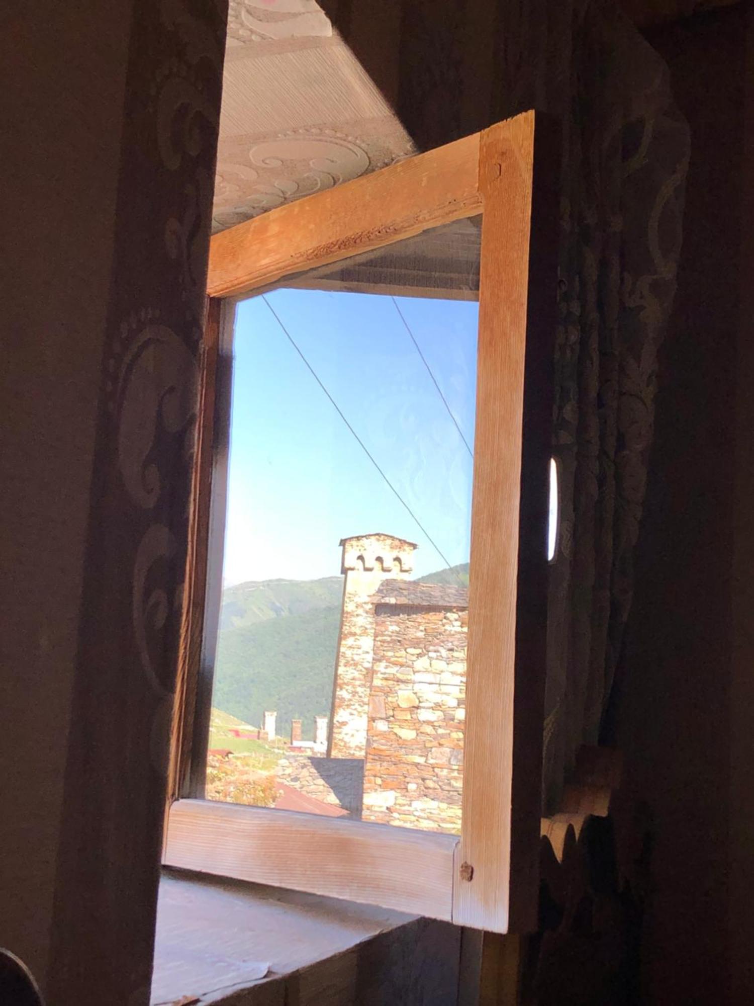Hotel Old House Ushguli Exterior foto