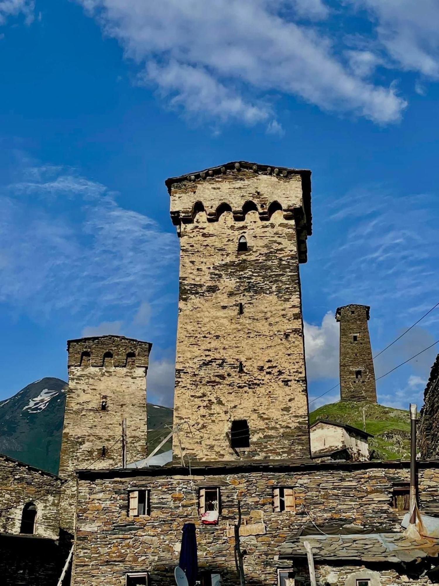 Hotel Old House Ushguli Exterior foto