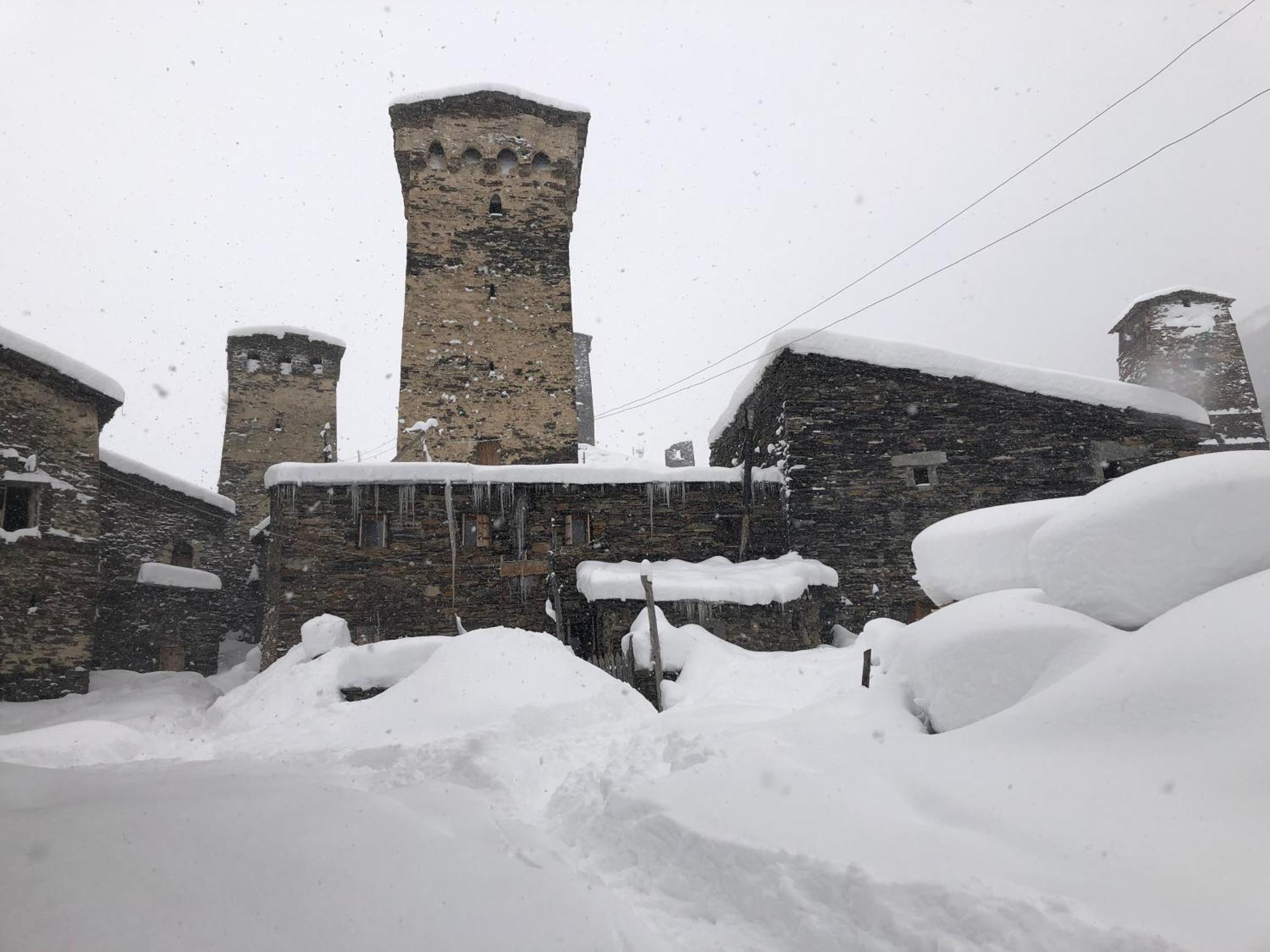 Hotel Old House Ushguli Exterior foto