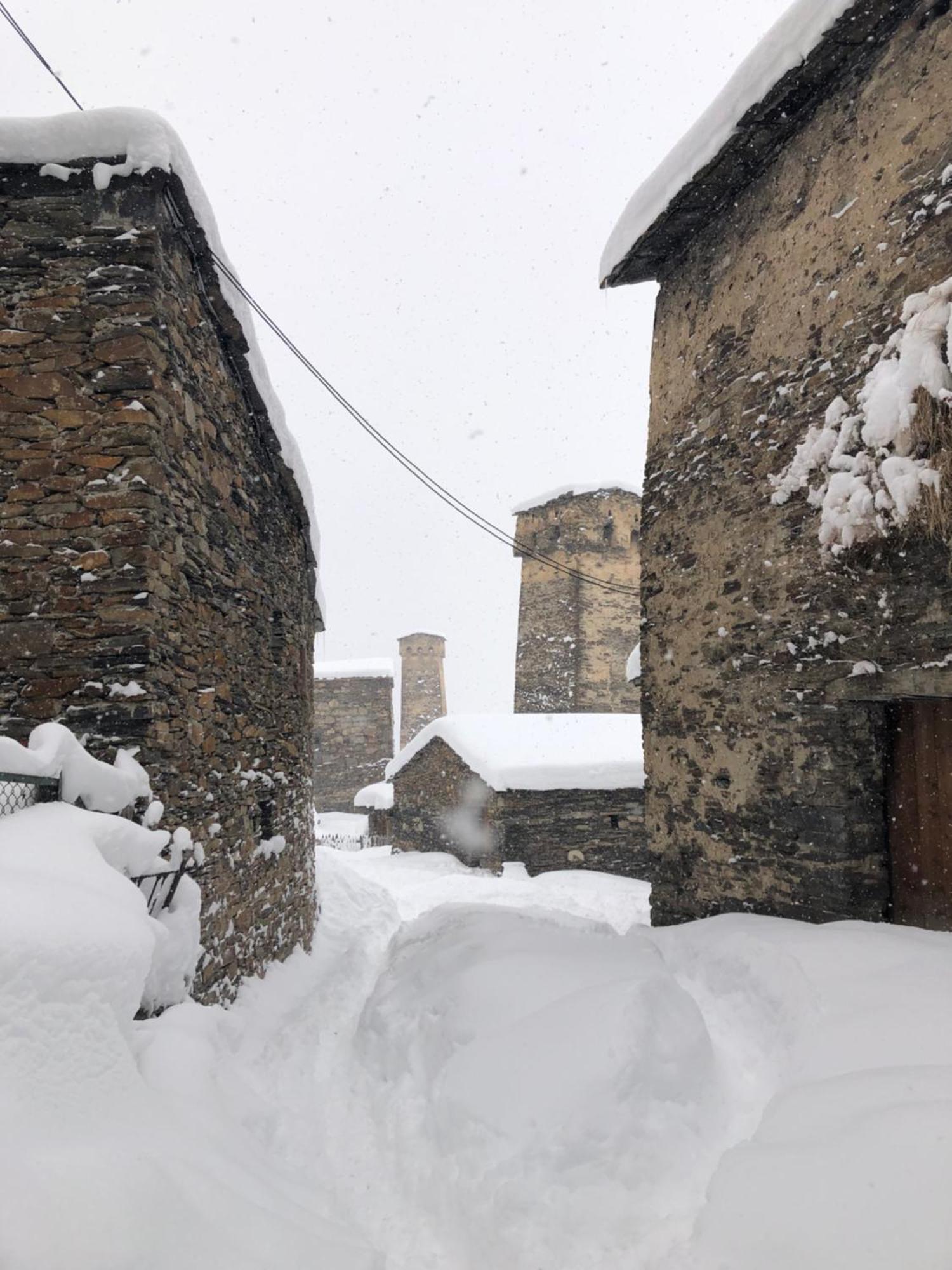 Hotel Old House Ushguli Exterior foto