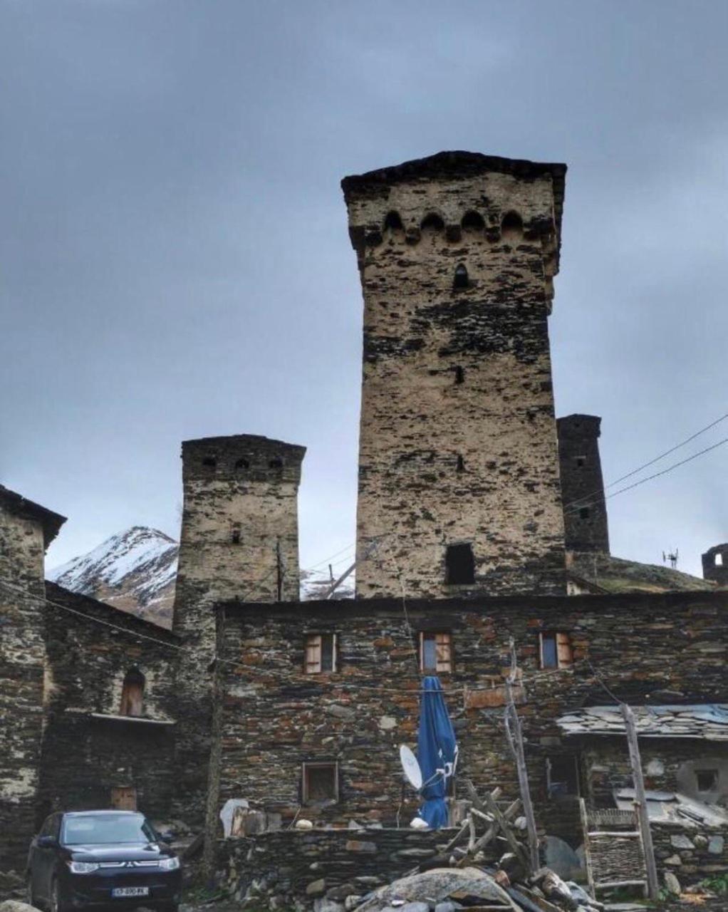 Hotel Old House Ushguli Exterior foto