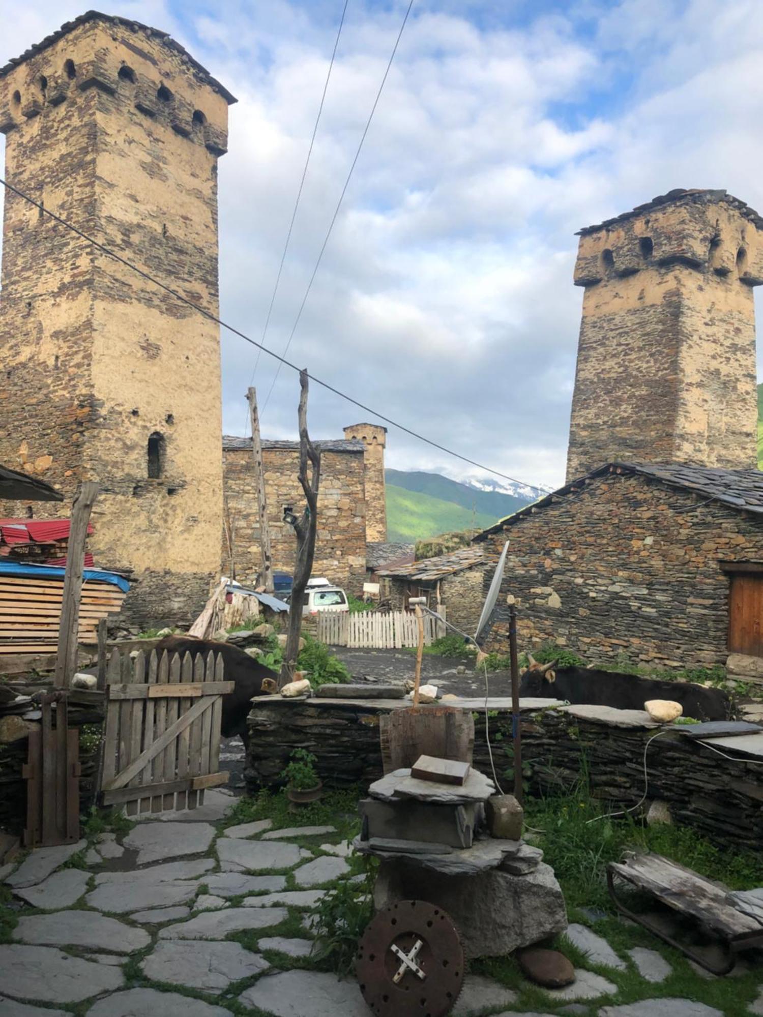 Hotel Old House Ushguli Exterior foto